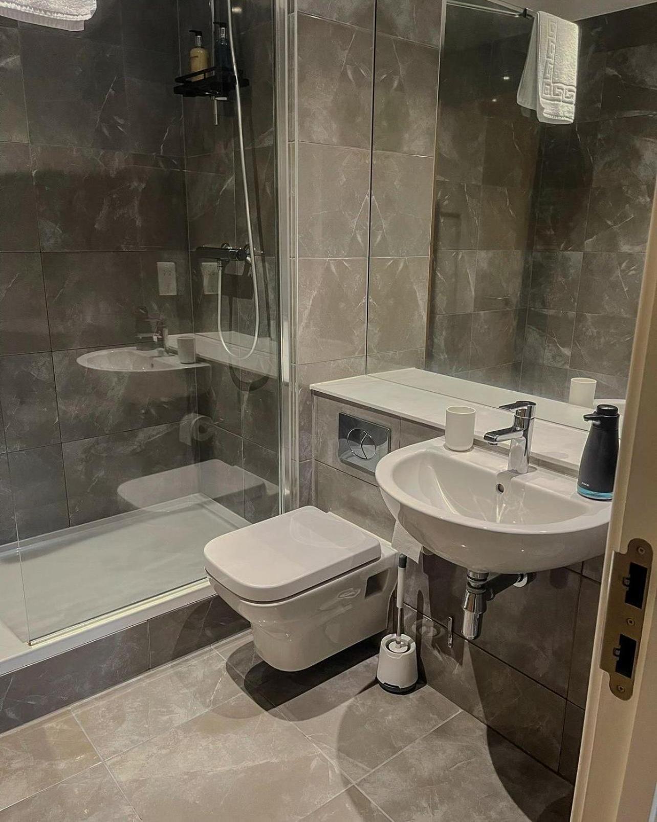 Elmardi Residence - City Centre 2 Bedroom Apartment Birmingham Eksteriør billede
